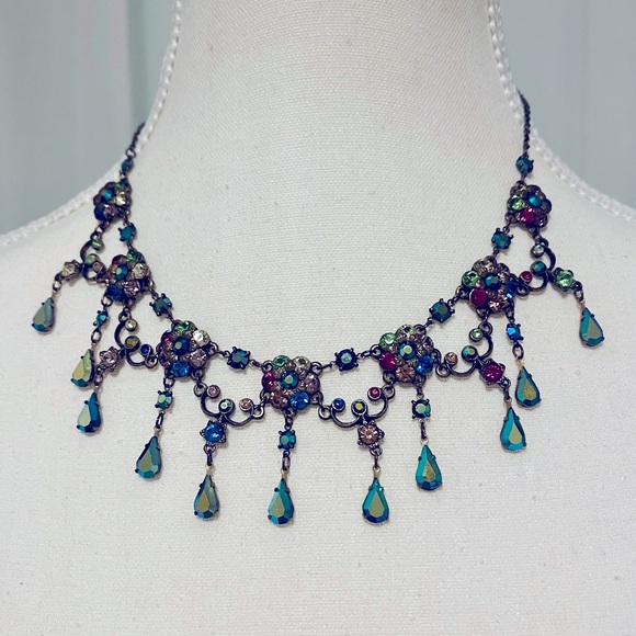 Vintage Michael Negrin necklace, brass and Aurora borealis, pristine condition. - Picture 2 of 9